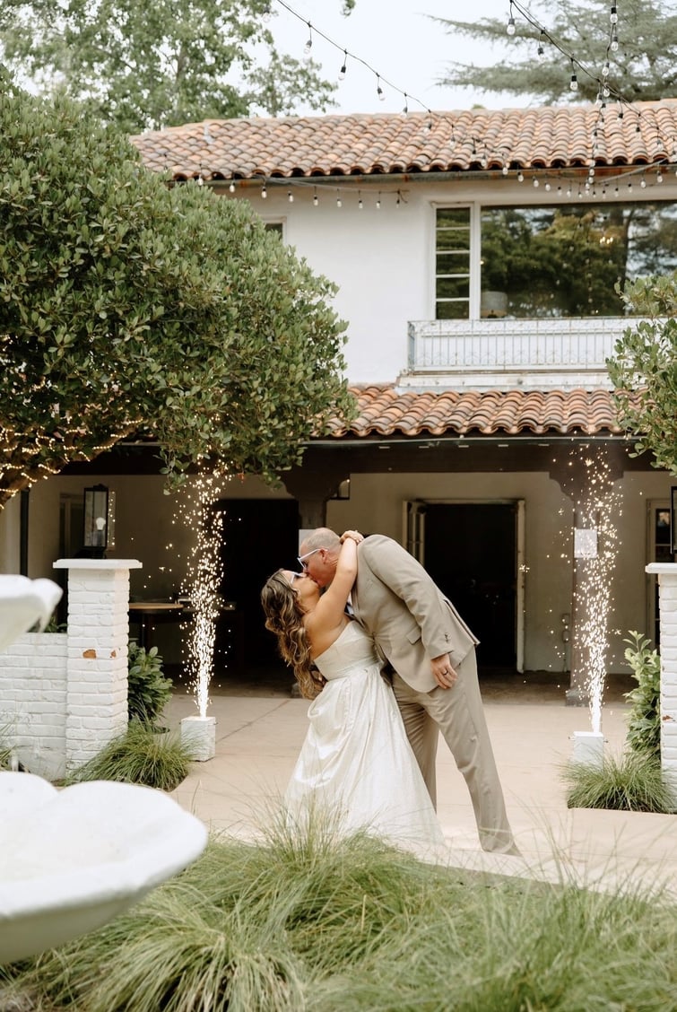 grand sparkler moment at Hacienda de las Flores