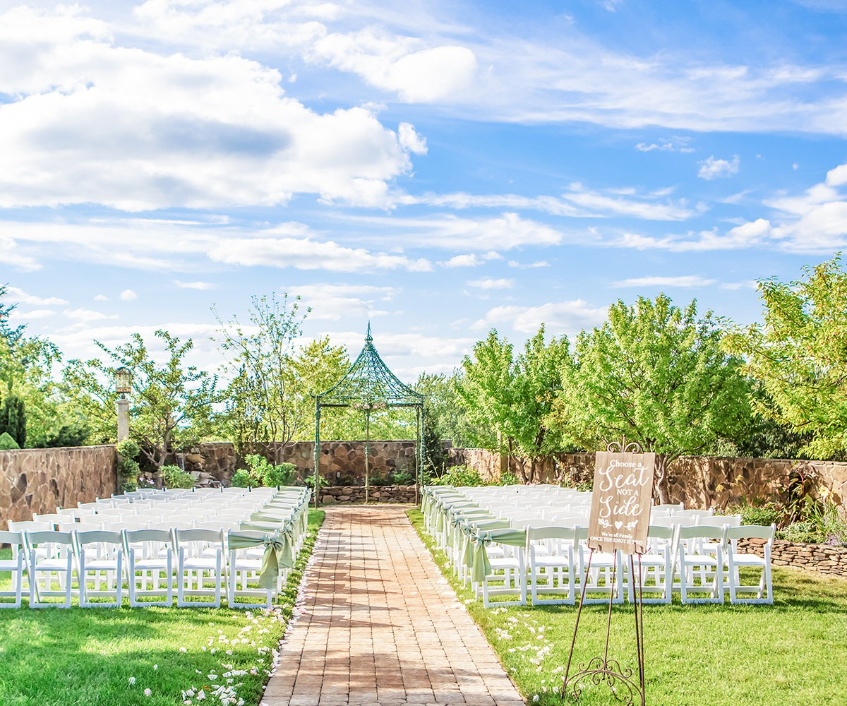 Granite Rose By Wedgewood Weddings Wedding Venue   4 OutdoorCeremonyArbor GraniteRosebyWedgewoodWeddings 