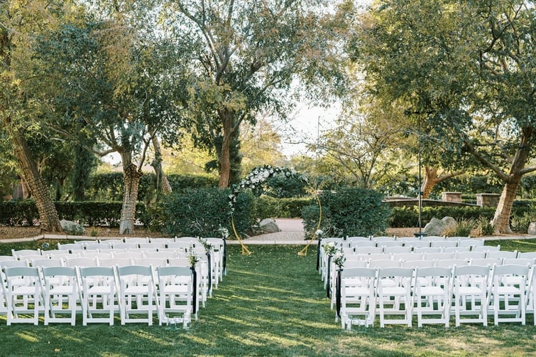 A Desert Oasis in Phoenix - Stonebridge Manor by Wedgewood Weddings