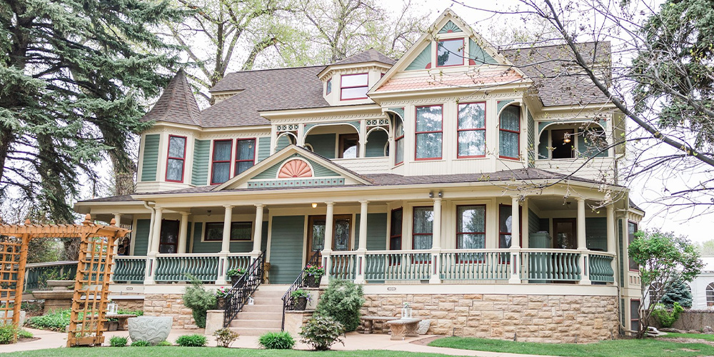 Exterior front of house at Tapestry House in Fort Collins