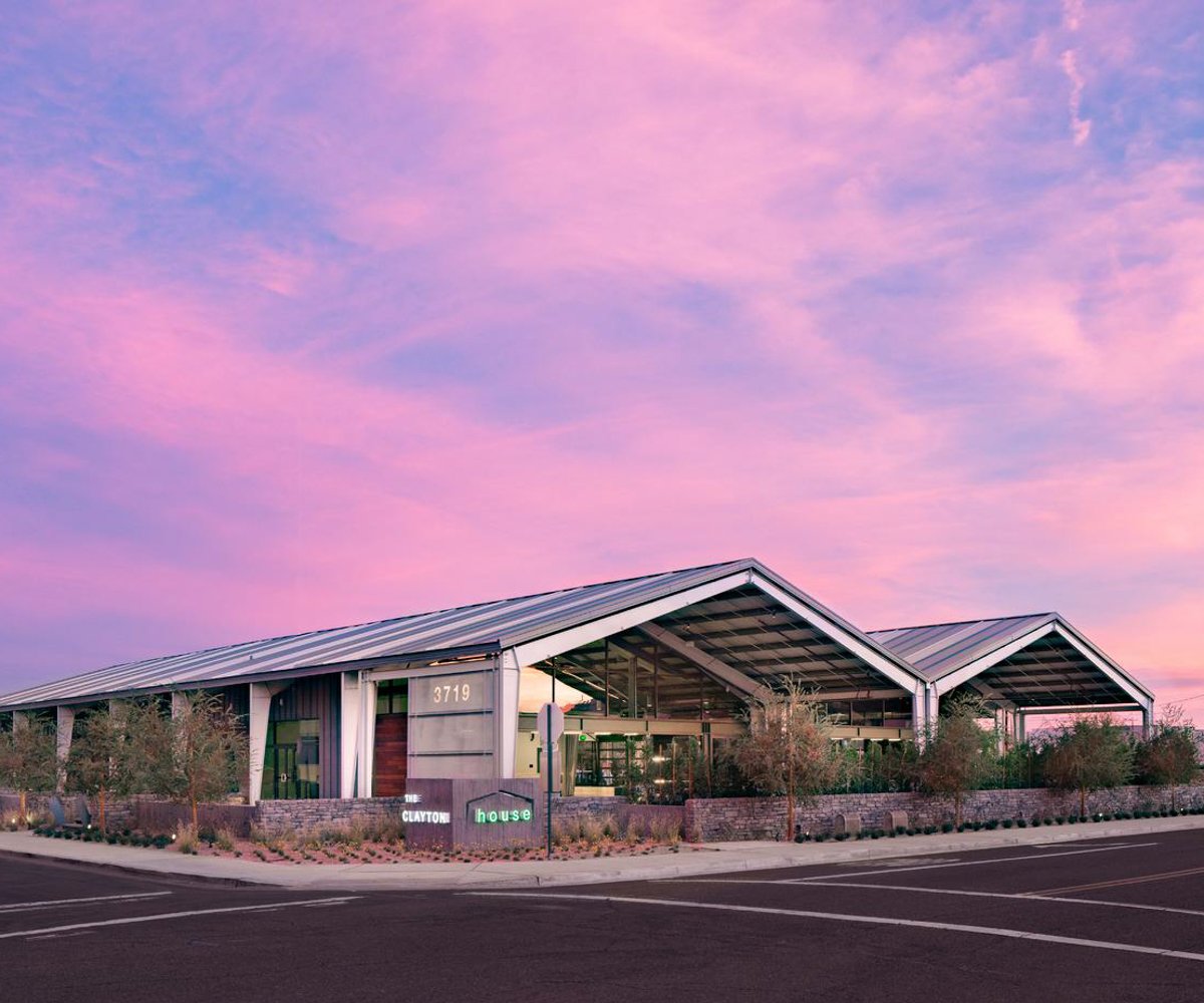 Elegant Scottsdale AZ Event Venue with Industrial Style Architecture - Clayton House by Wedgewood Weddings