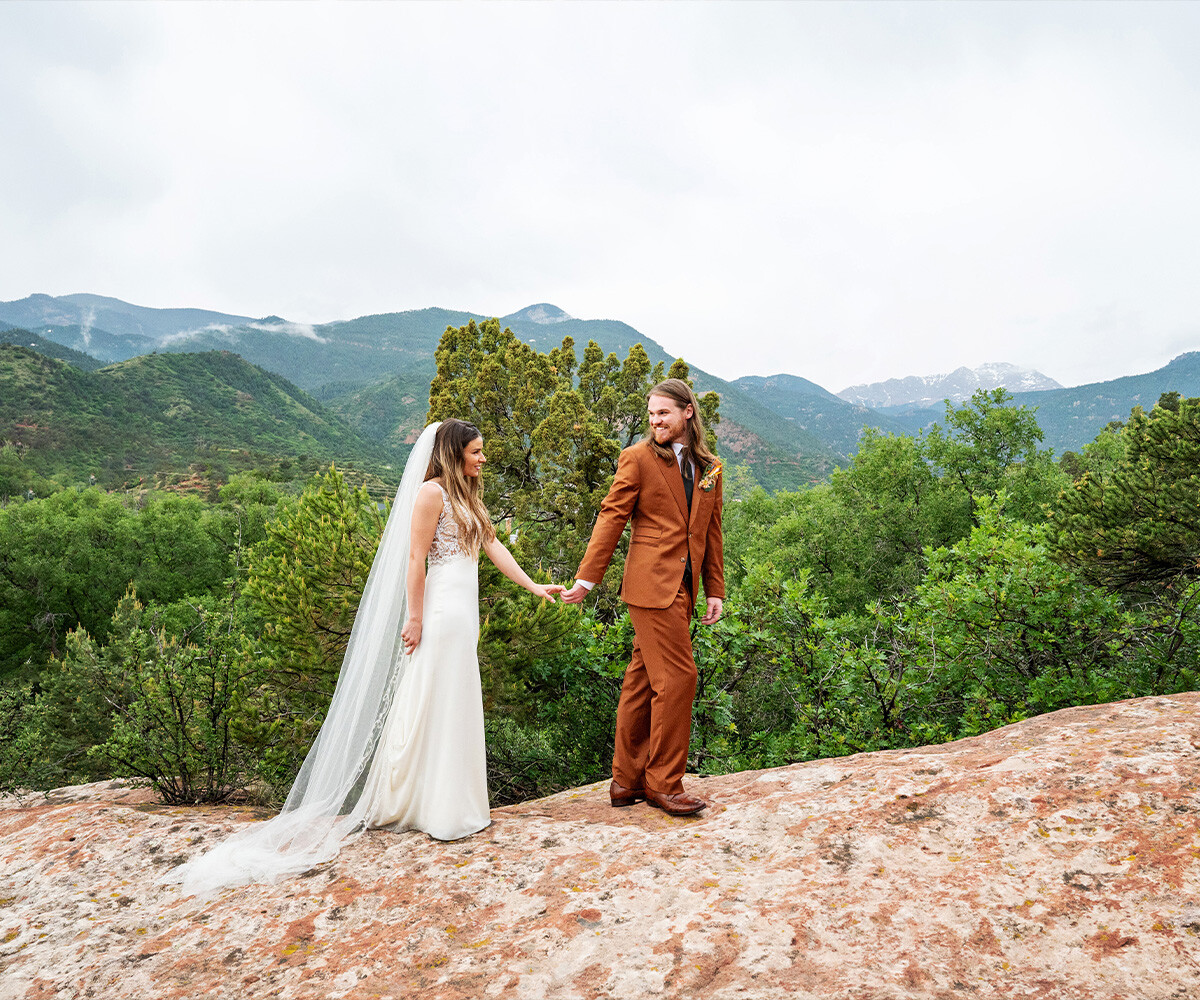 Couple with gorgeous views - Craftwood Peak by Wedgewood Weddings