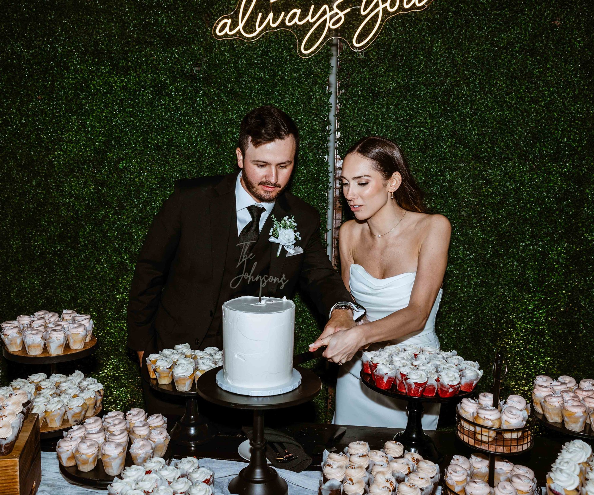 Cake cutting moment at Phoenix wedding