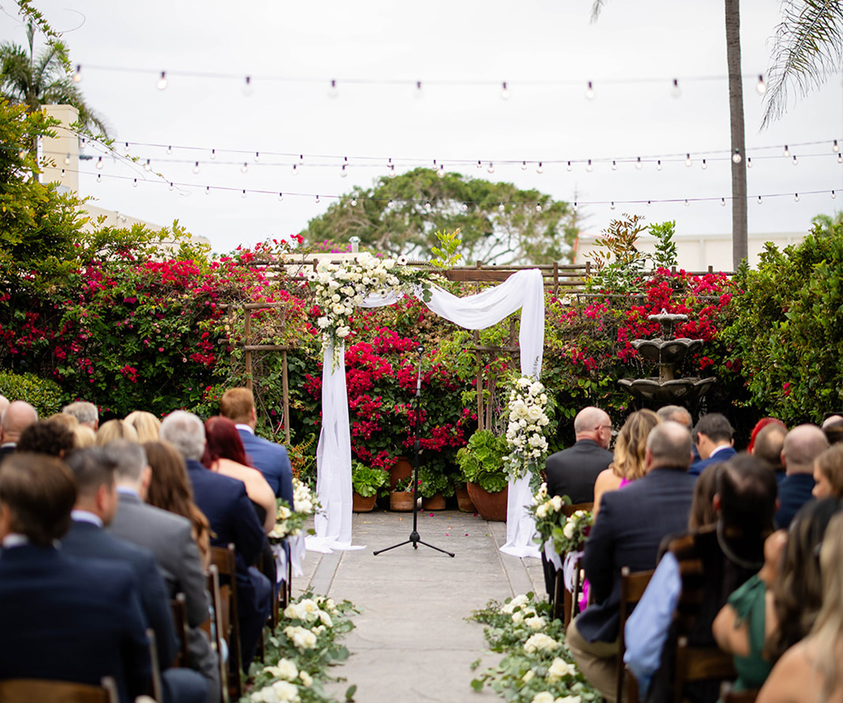 Garden ceremony arch -  Cuvier Club by Wedgewood Weddings