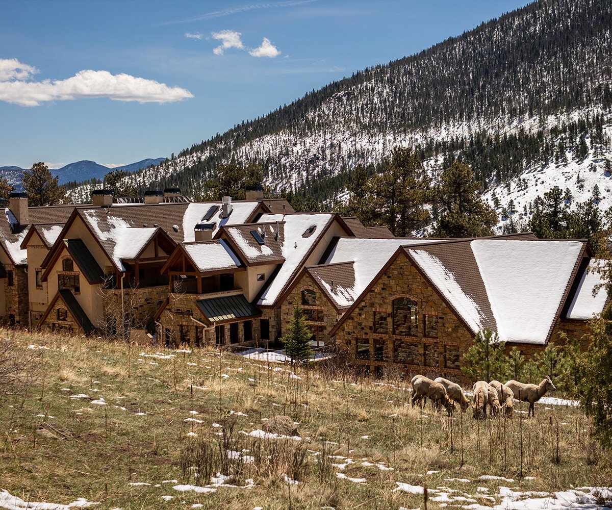 Snowtopped mountains at Della Terra by Wedgewood Weddings