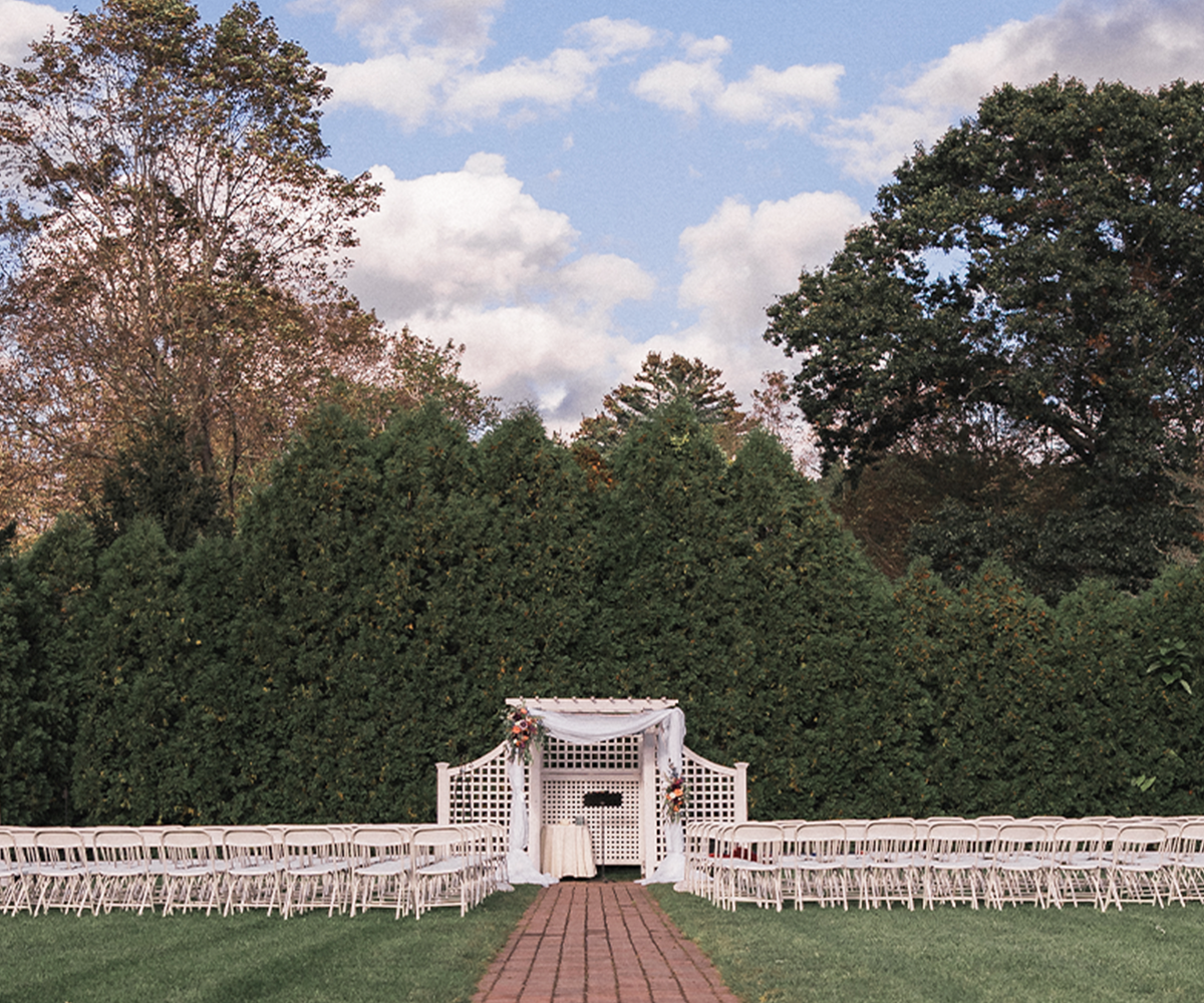 Garden ceremony site - Groveland Fairways by Wedgewood Weddings