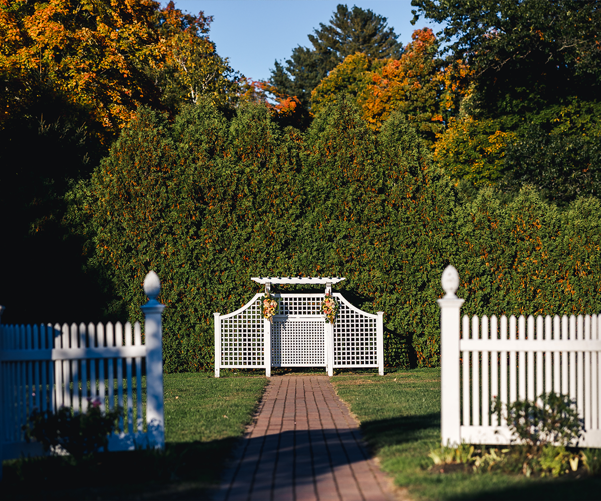 Garden ceremony site at Groveland Fairways by Wedgewood Weddings