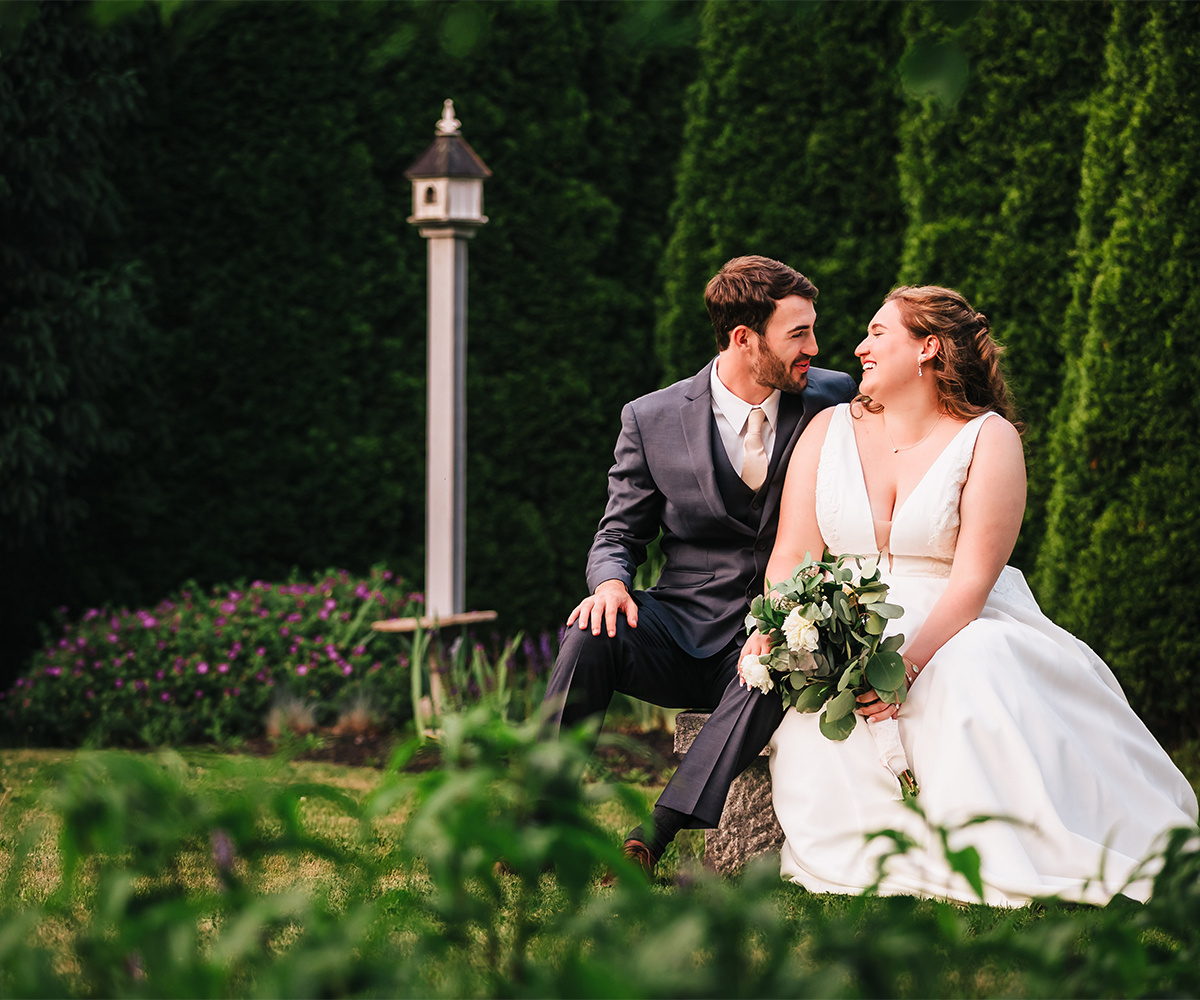 Picturesque location for couple photos at Groveland Fairways