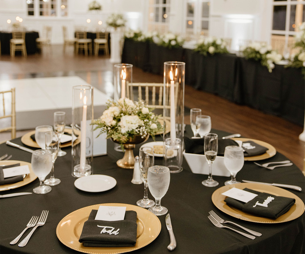 Black and gold tablescape - Lindsay Grove by Wedgewood Weddings