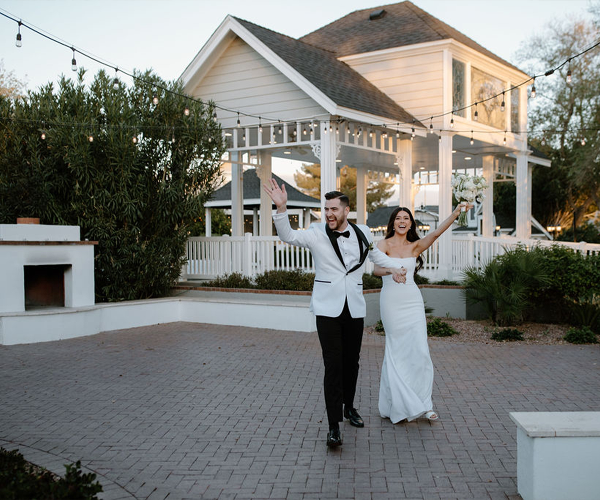 Fun grand entrance at Lindsay Grove by Wedgewood Weddings