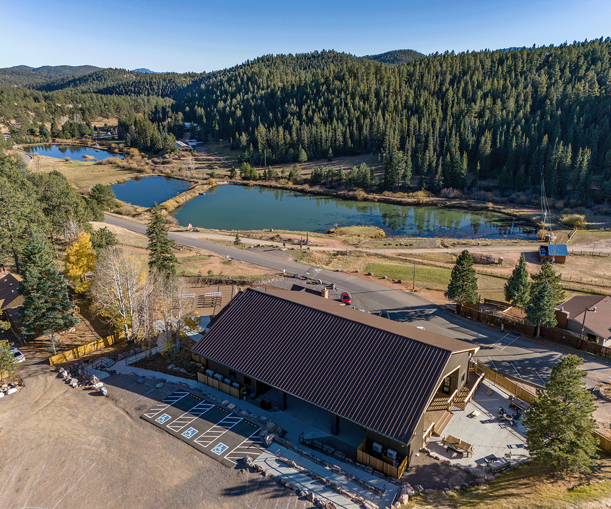 Lake View at Mountain View Ranch with lake in background