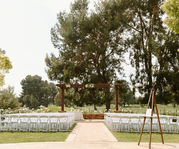 Rio Hondo: Elegant Downey, CA Wedding Venue with Stunning Greenery