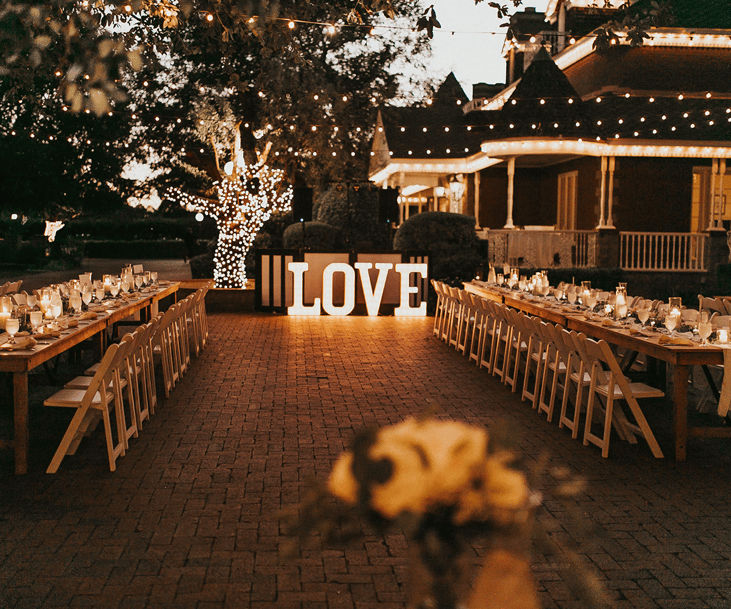 Outdoor evening reception at Stonebridge Manor