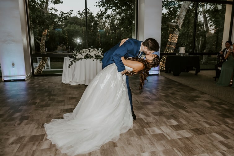 Juliet and Andrew's first dance at University Club