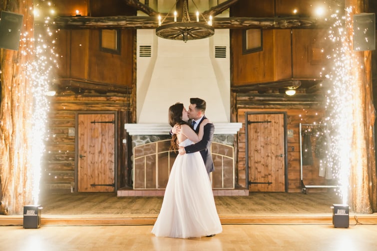 April and Jakkree's grand entrance with grand sparkler moment