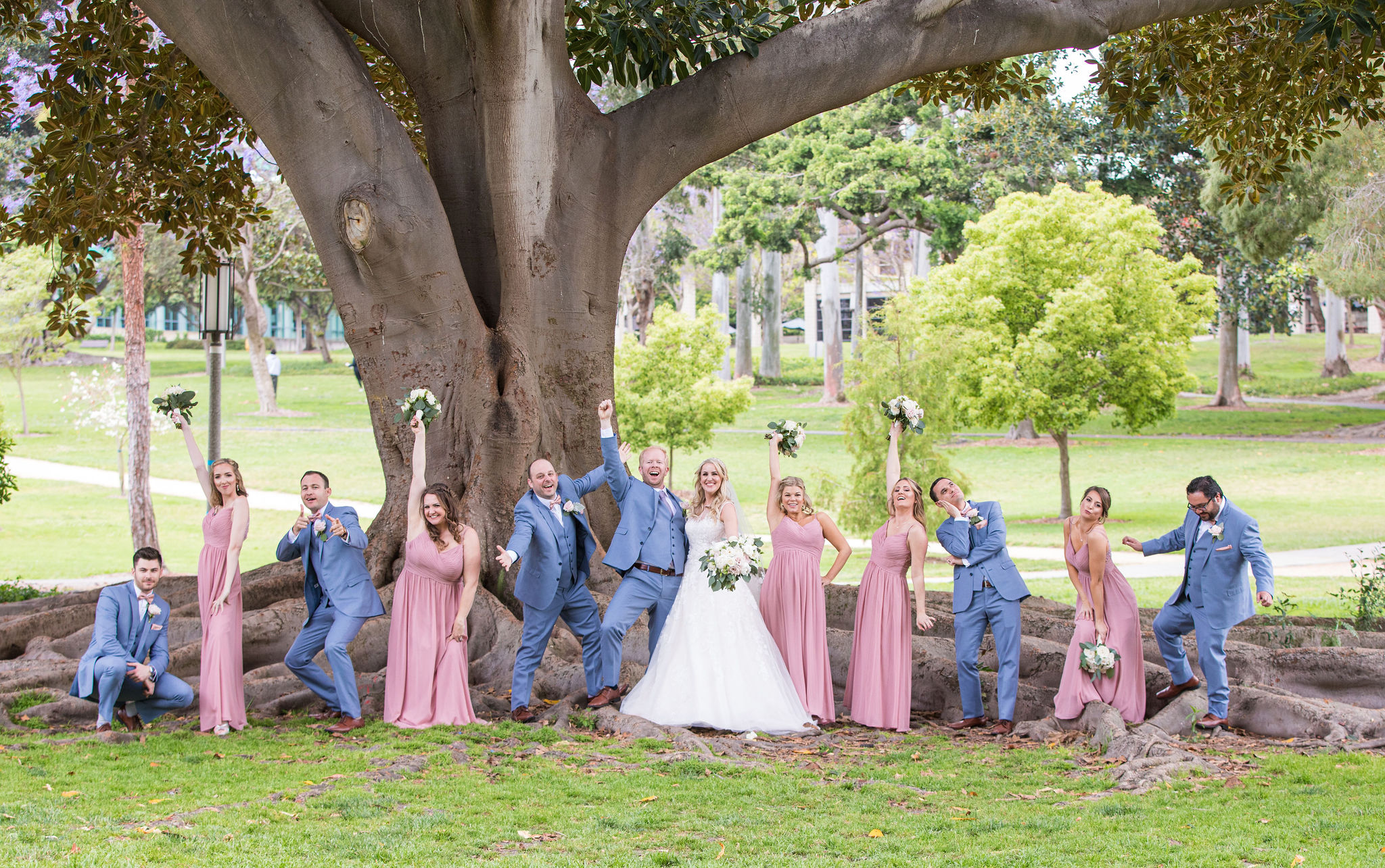 Top 15 Wedding Party Photos That You Must Have For Keep Sake