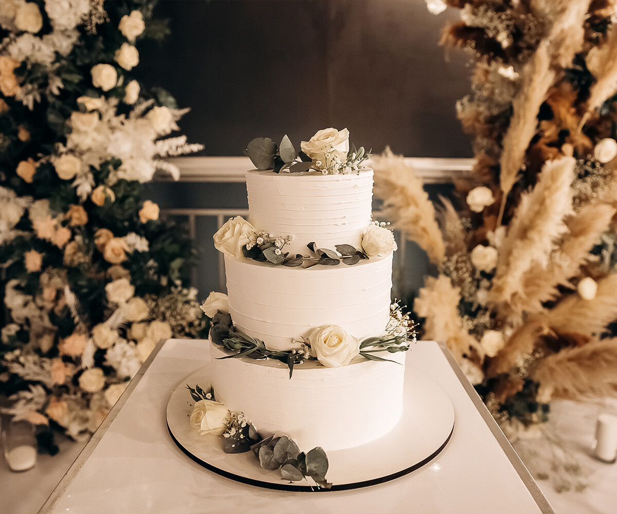 Elegant Boho Wedding Cake