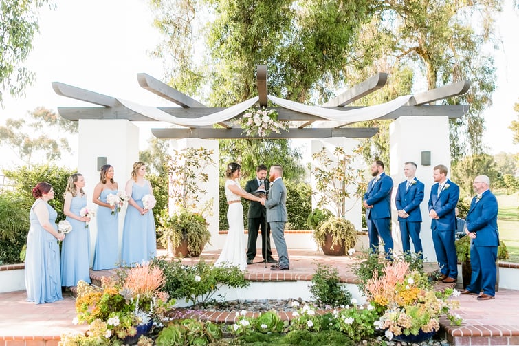 Featured image of post Affordable Outdoor Wedding Venues In Orange County - We believe wedding planning should be made as fun and smooth as possible, so we are dedicated to providing memorable and exceptional service to help bring your special day to life.