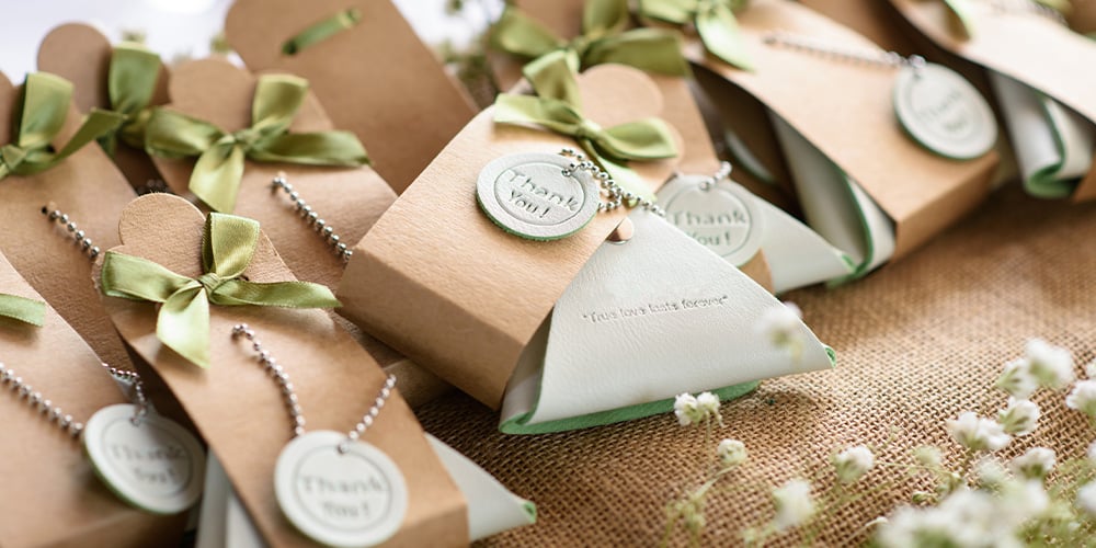DIY Wedding Favors: 12 Low-Cost Ideas Your Guests Will Love