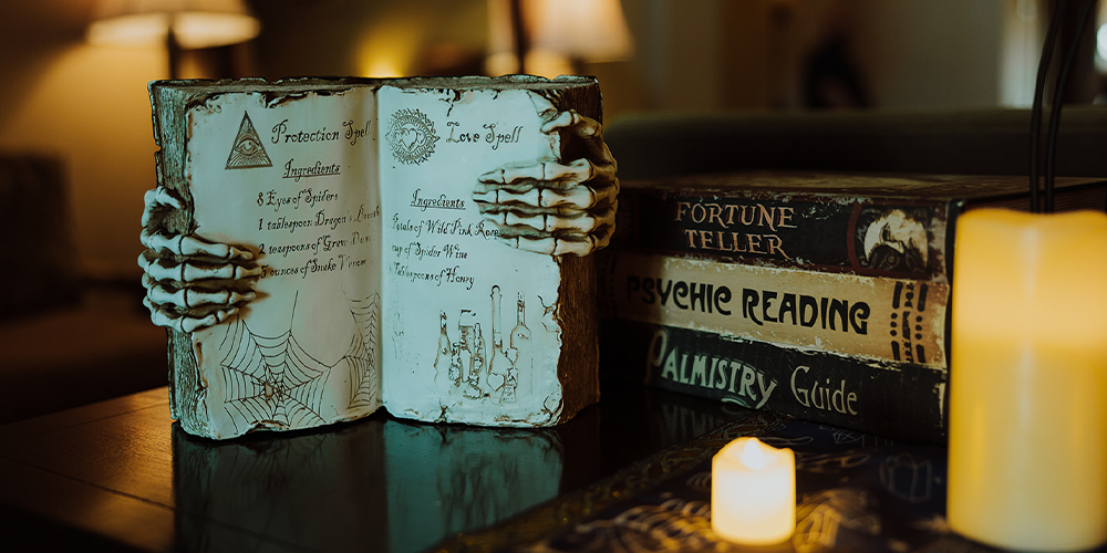 Spooky Splendor: Haunted Mansion Wedding