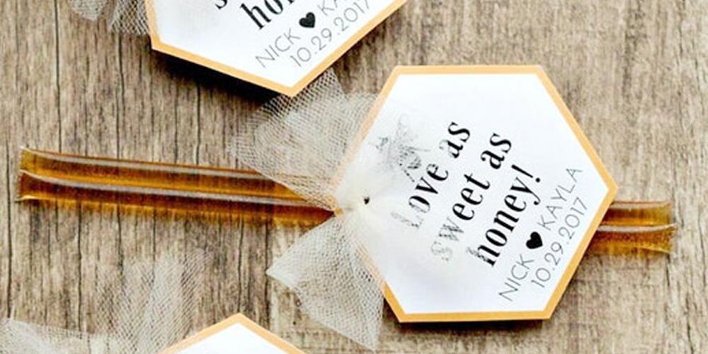 The Most Useful Wedding Favors, 2023 Guide